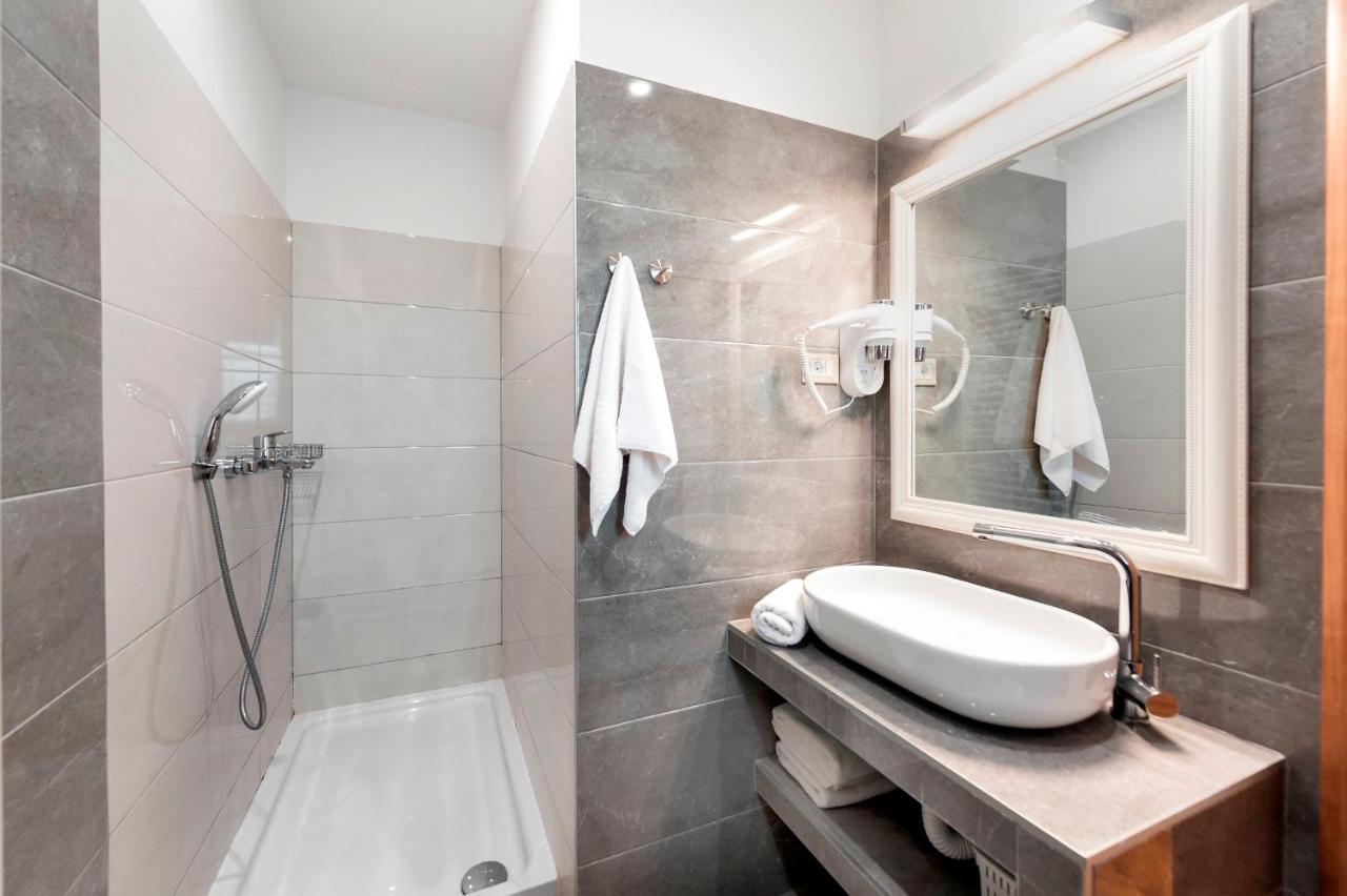 Villa B&B Marina & Parking Free Rovinj Exterior foto