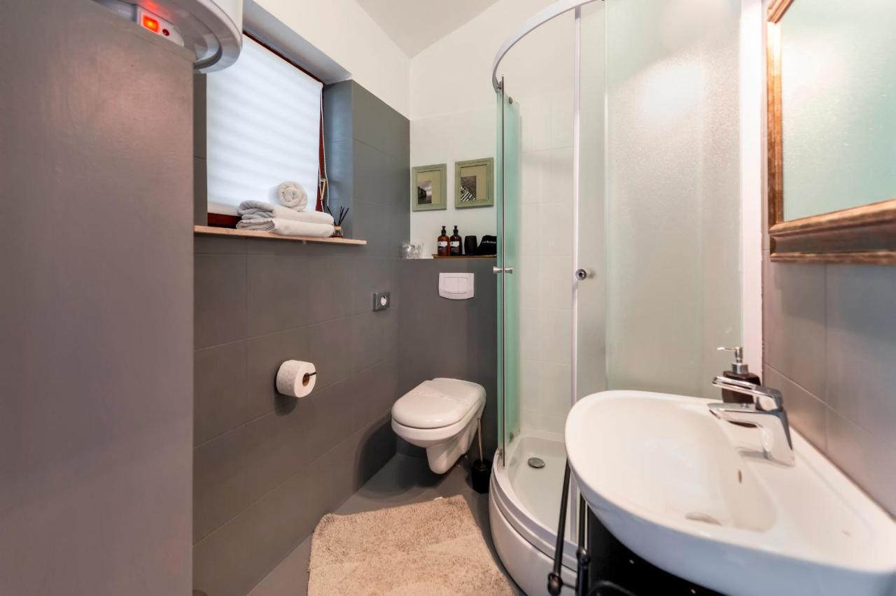 Villa B&B Marina & Parking Free Rovinj Exterior foto