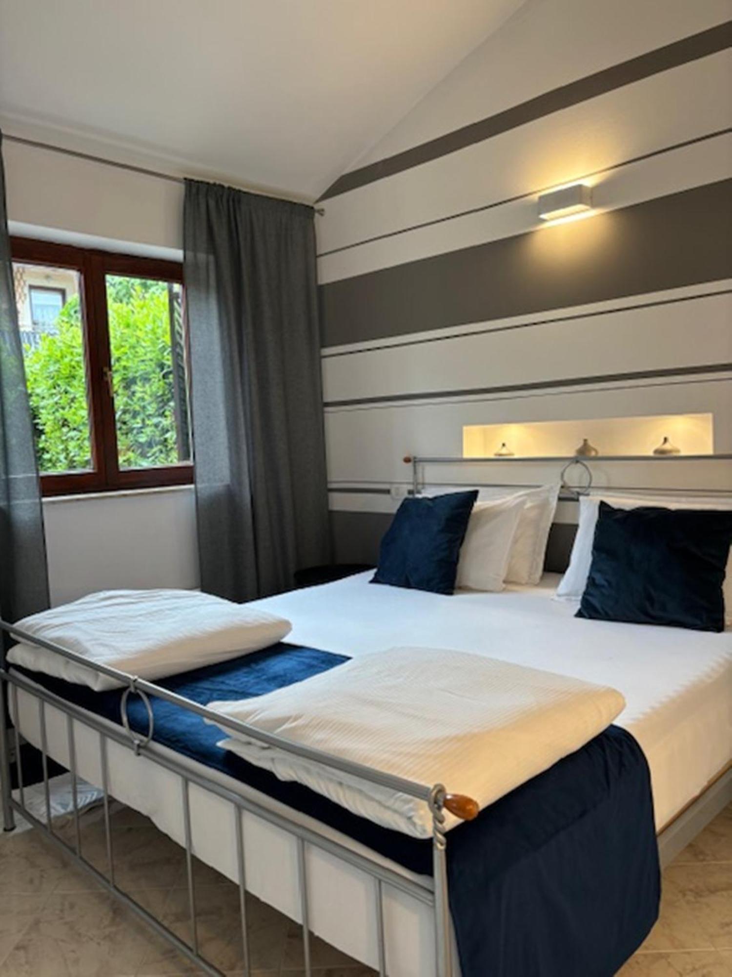 Villa B&B Marina & Parking Free Rovinj Exterior foto