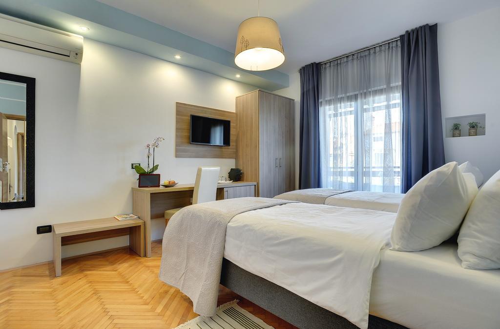 Villa B&B Marina & Parking Free Rovinj Exterior foto